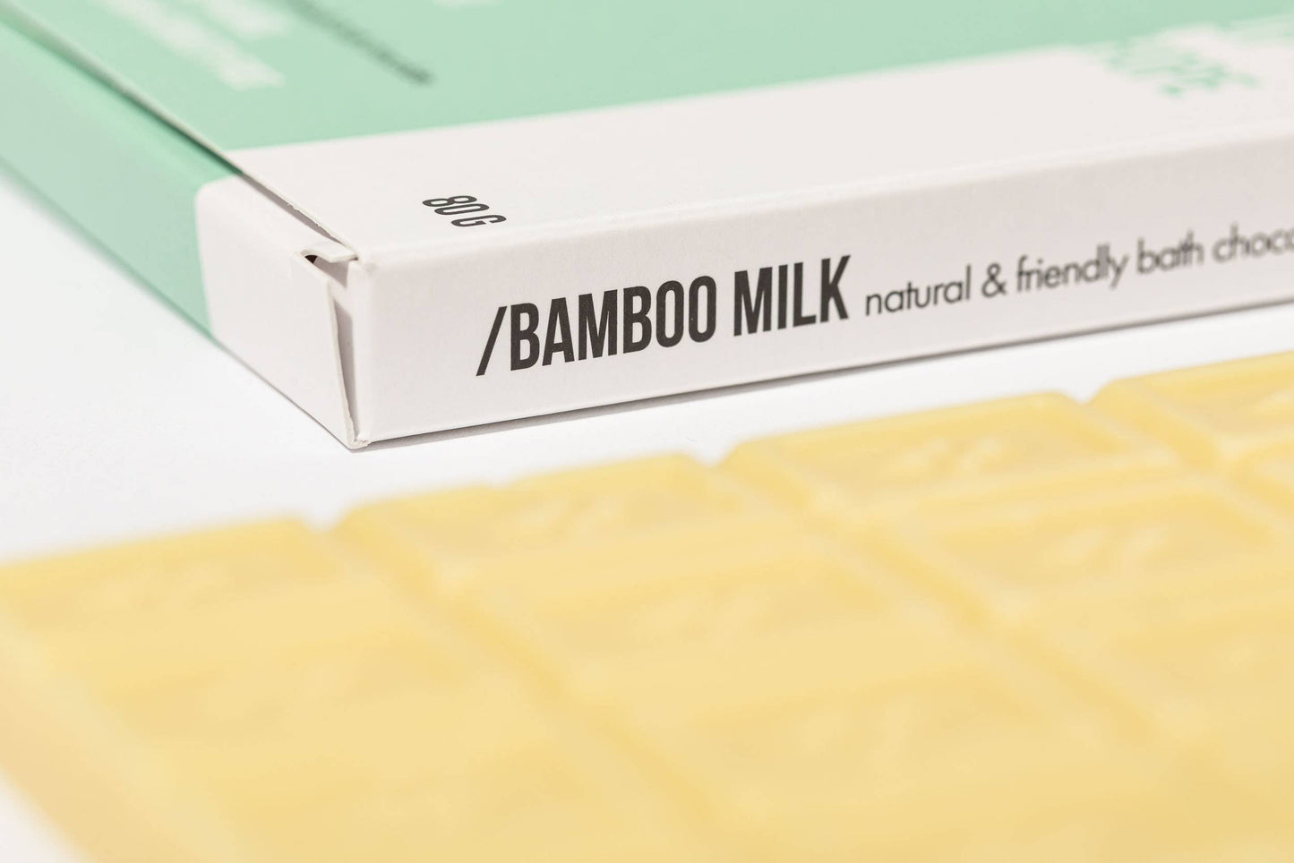 /Bath Chocolate - 80g - Lime & Grapefruit - Bamboo Milk