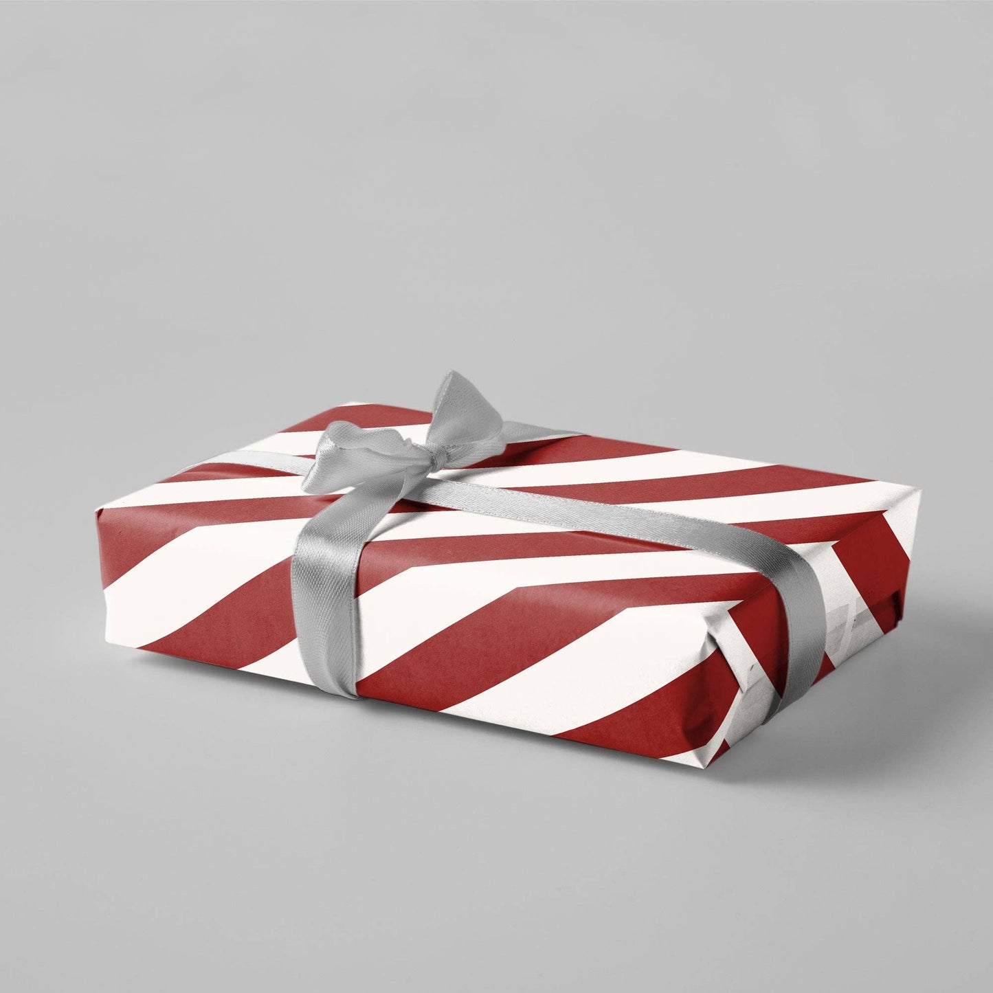 Gift Wrapping paper - red/white stripes - No. 226